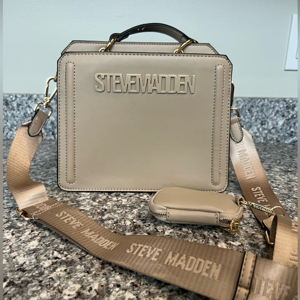 Steve Madden Bevelyn Convertible Crossbody Bag